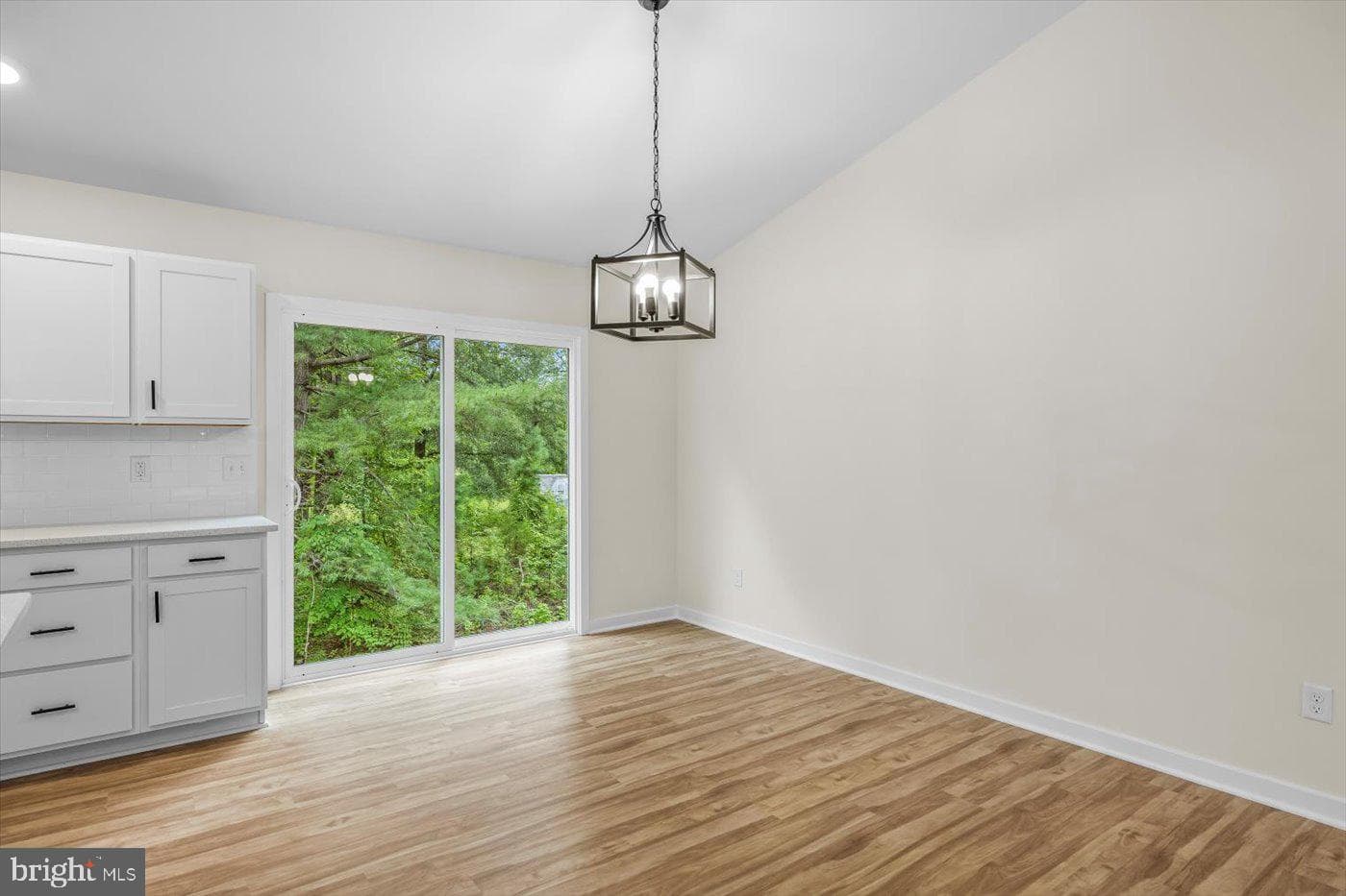 15439 Paige Road photo 9