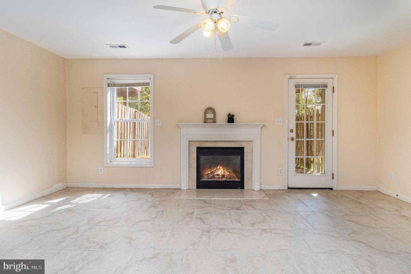 23055 Sir Barton Court photo 10