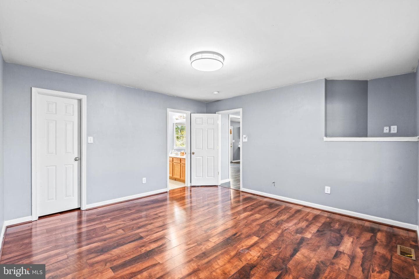 15510 Church Street photo 17