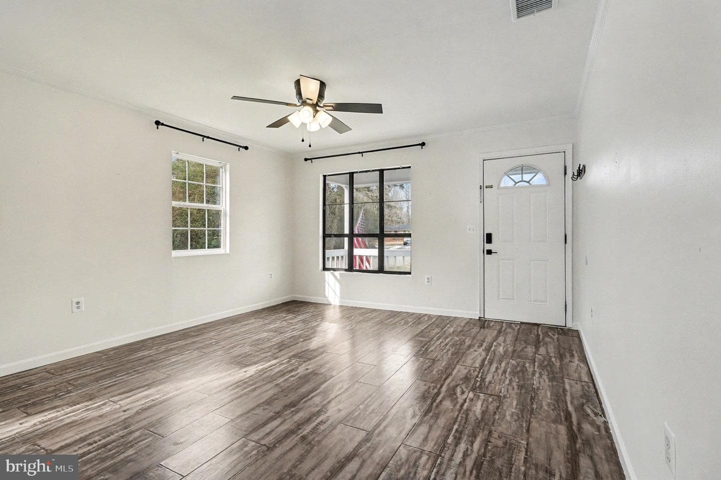 8016 Long Creek Drive photo 2