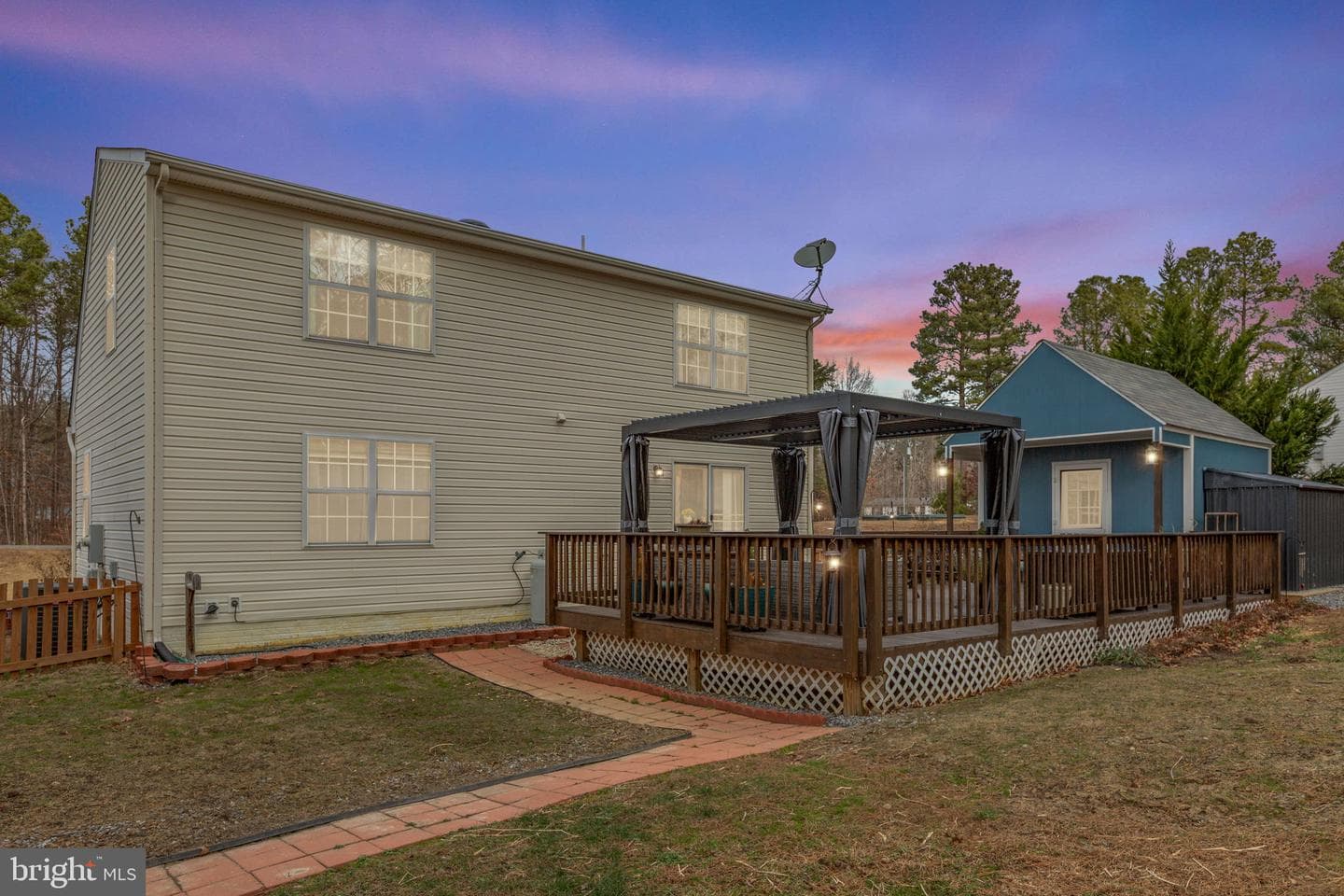 13408 Mason Street photo 2