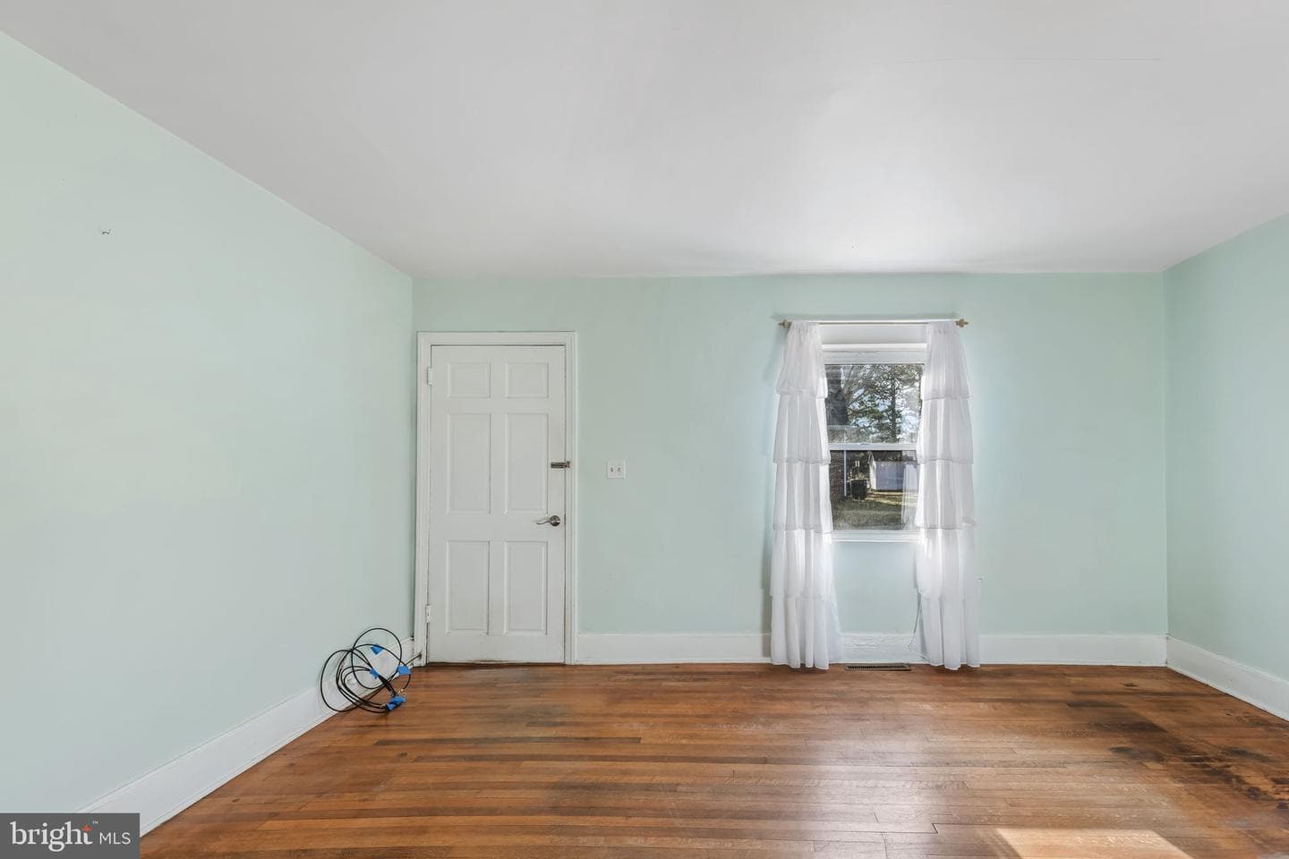 119 Davis Court photo 7
