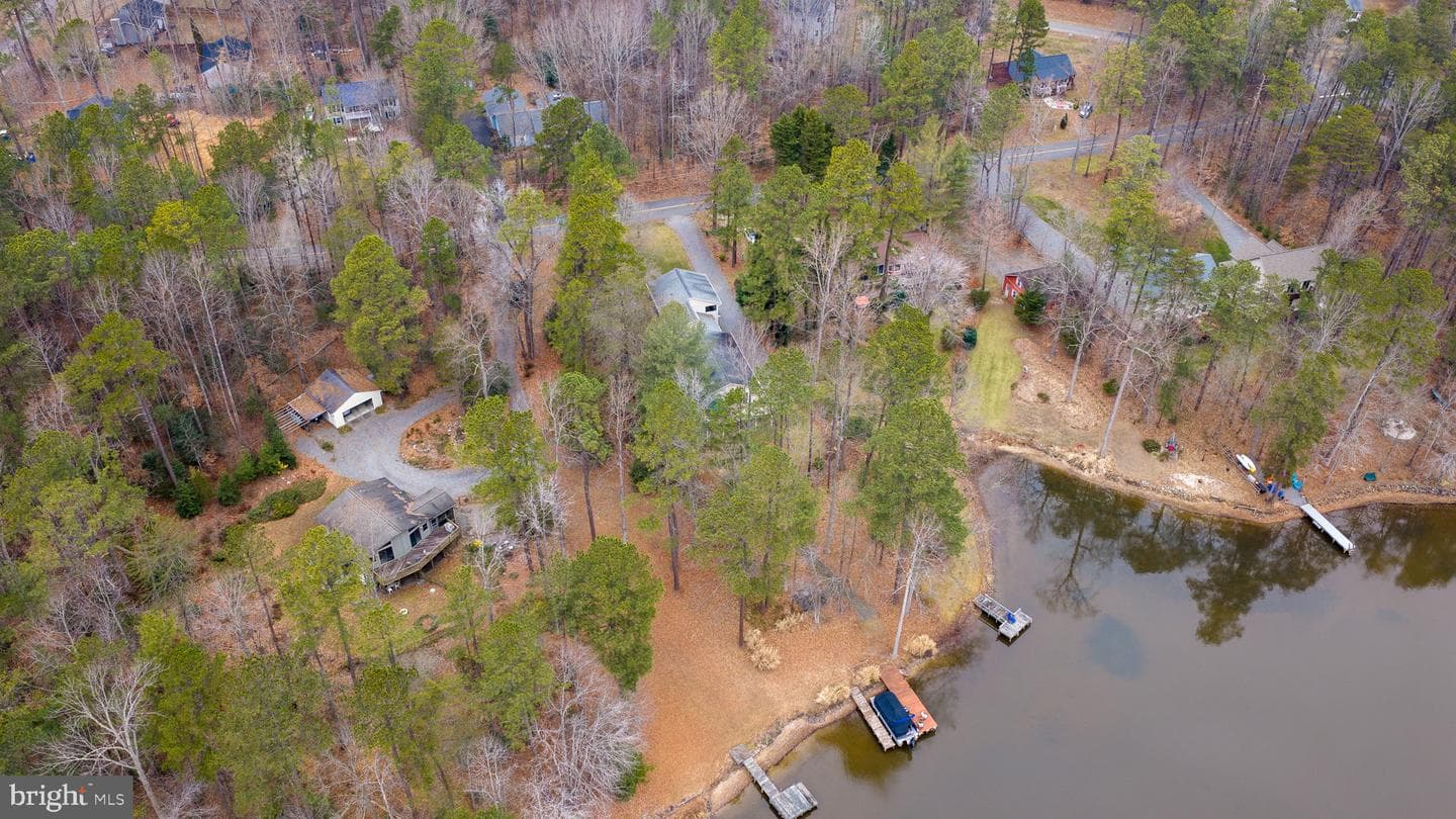 476 Lake Caroline Drive photo 111