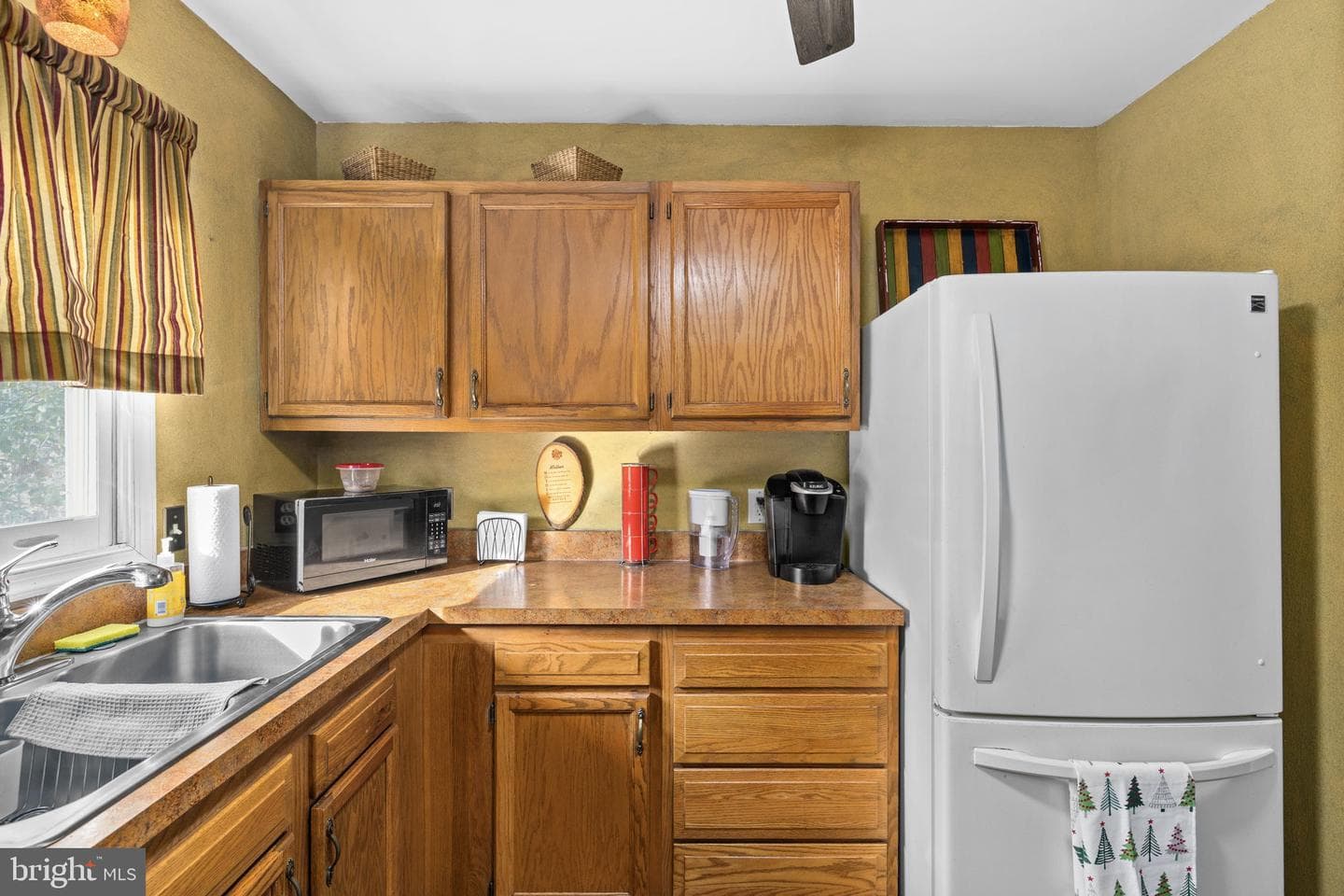 227 Cedar Ridge Drive photo 13
