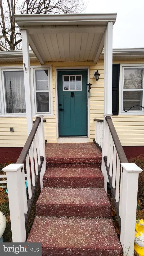 229 Maury Avenue photo 4