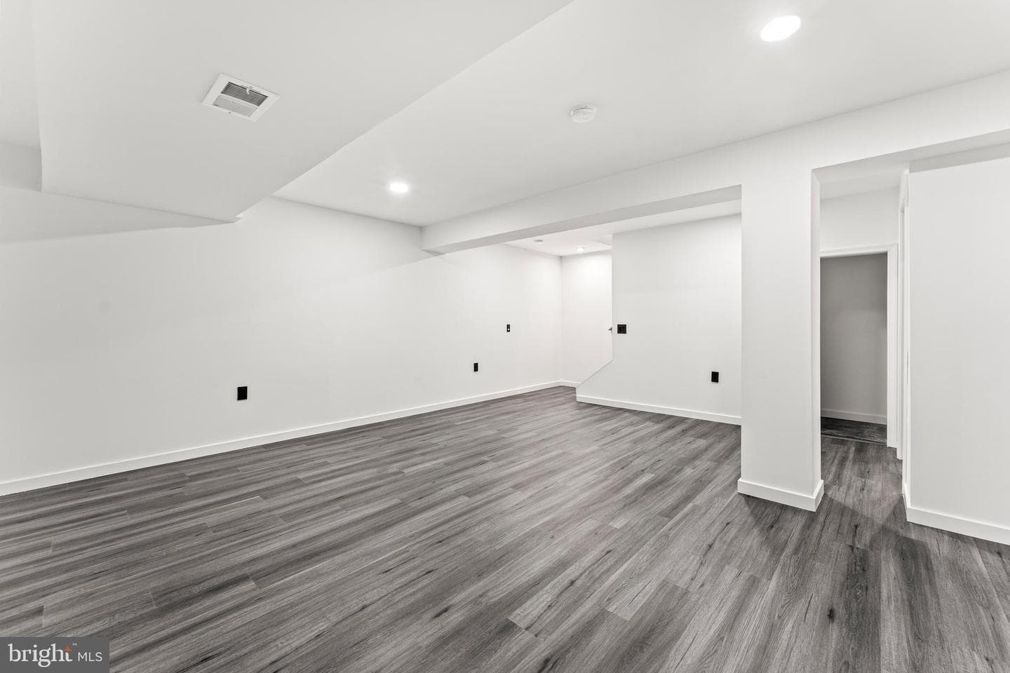 18261 Signature Way photo 35