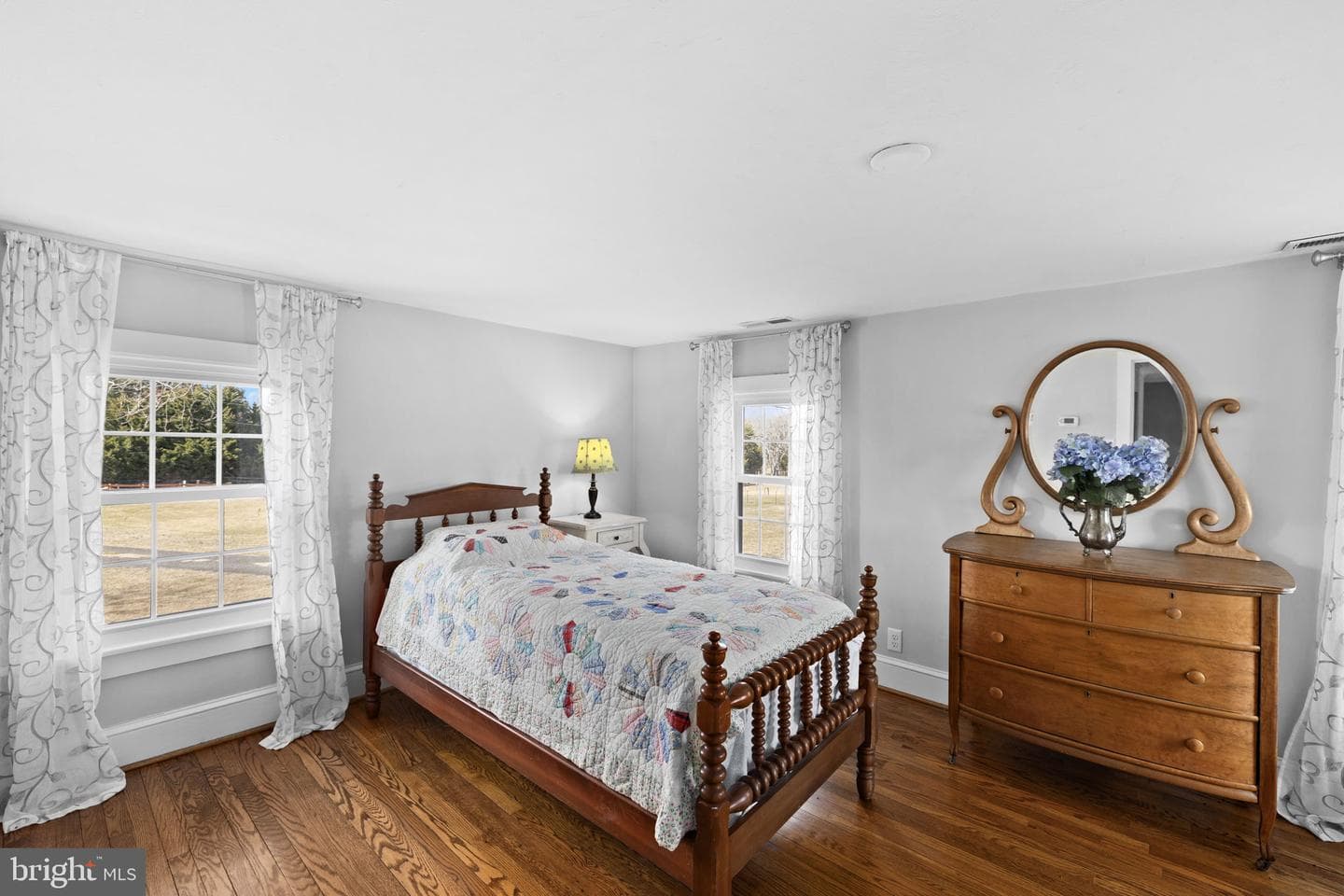 1815 Country Rd photo 42