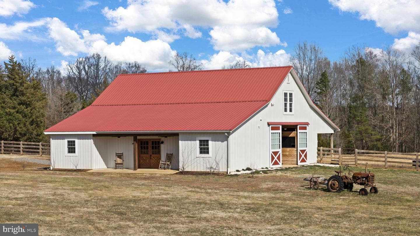1815 Country Rd photo 46