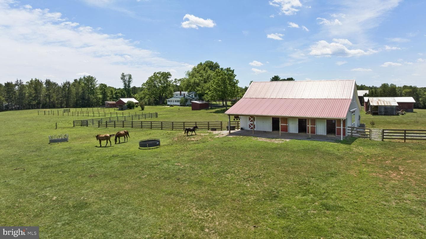 1815 Country Rd photo 6