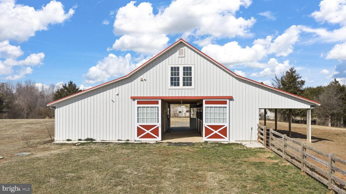 1815 Country Rd photo 65