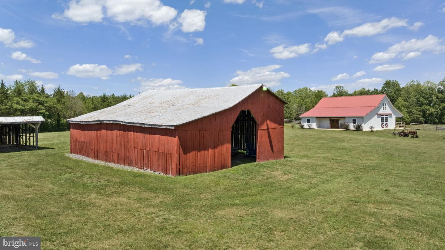 1815 Country Rd photo 72