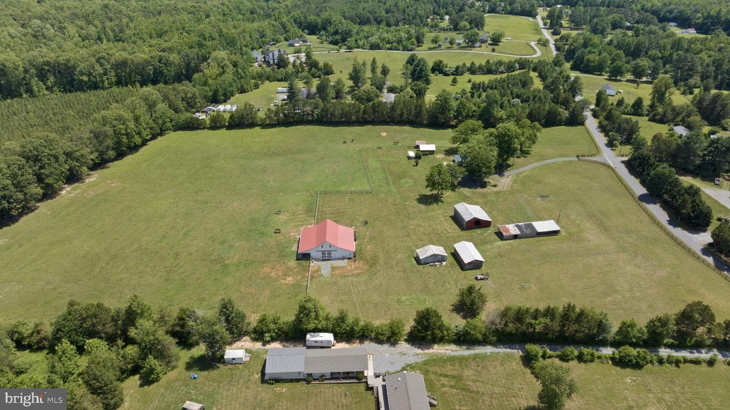 1815 Country Rd photo 77