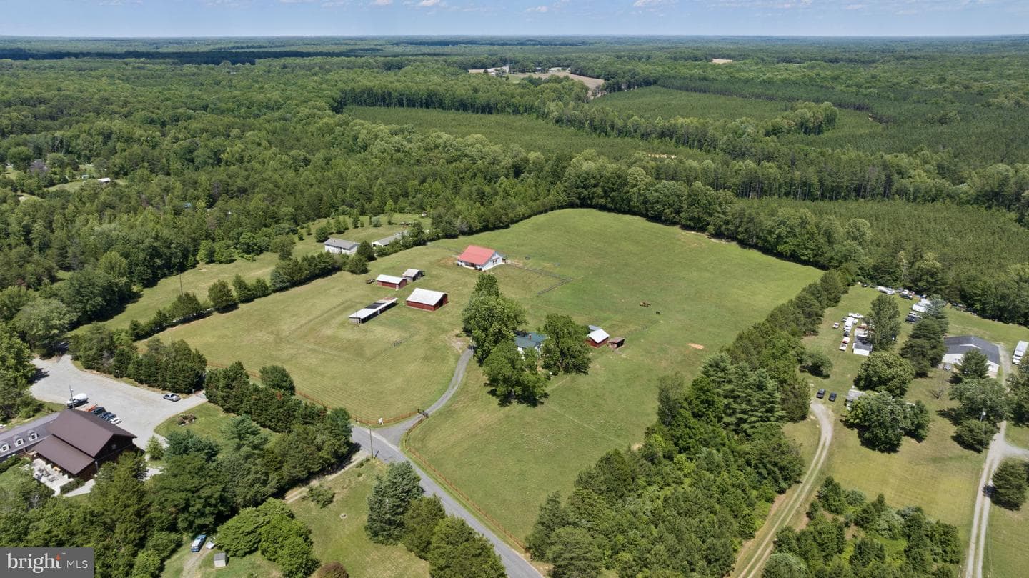 1815 Country Rd photo 82