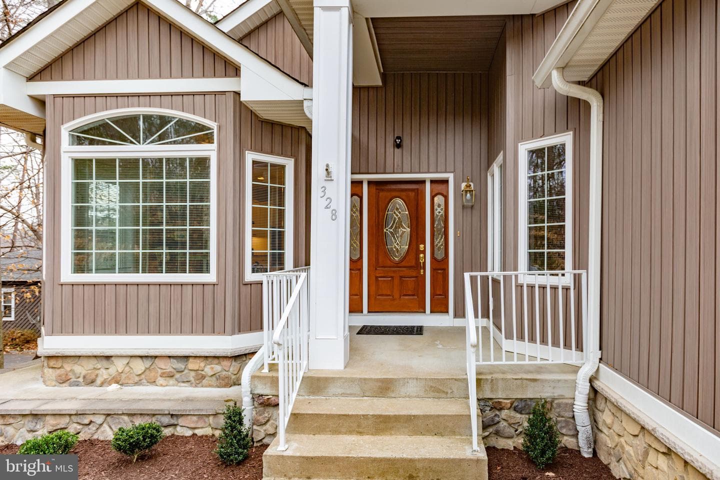 328 Lake Caroline Drive photo 5