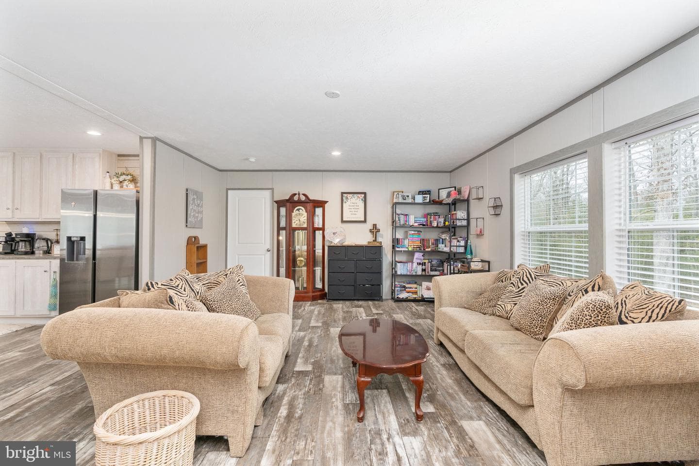 29373 Westward Ln photo 6