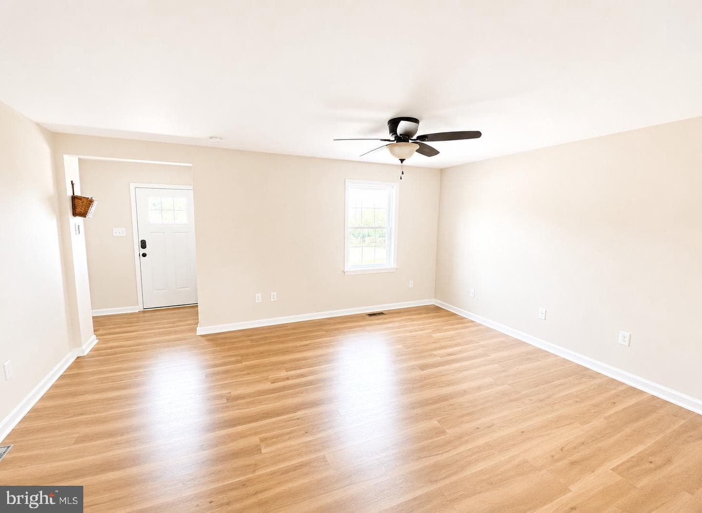 17854 Meriwether Lewis Street photo 10