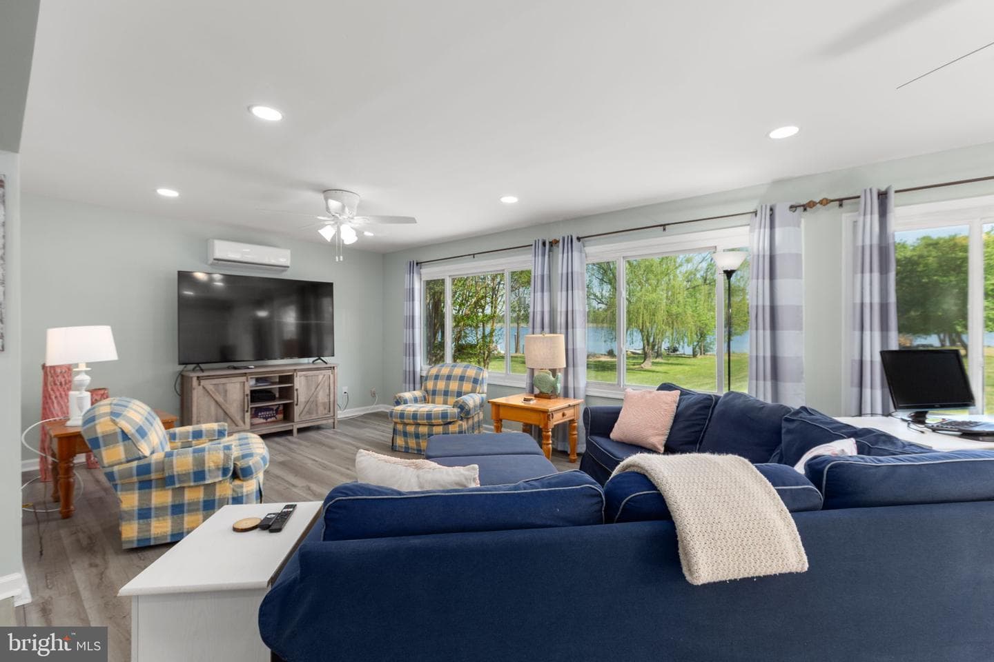 68 Saratoga Cove photo 31