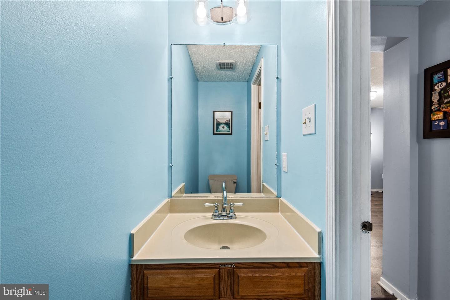 218 Victoria Drive photo 26