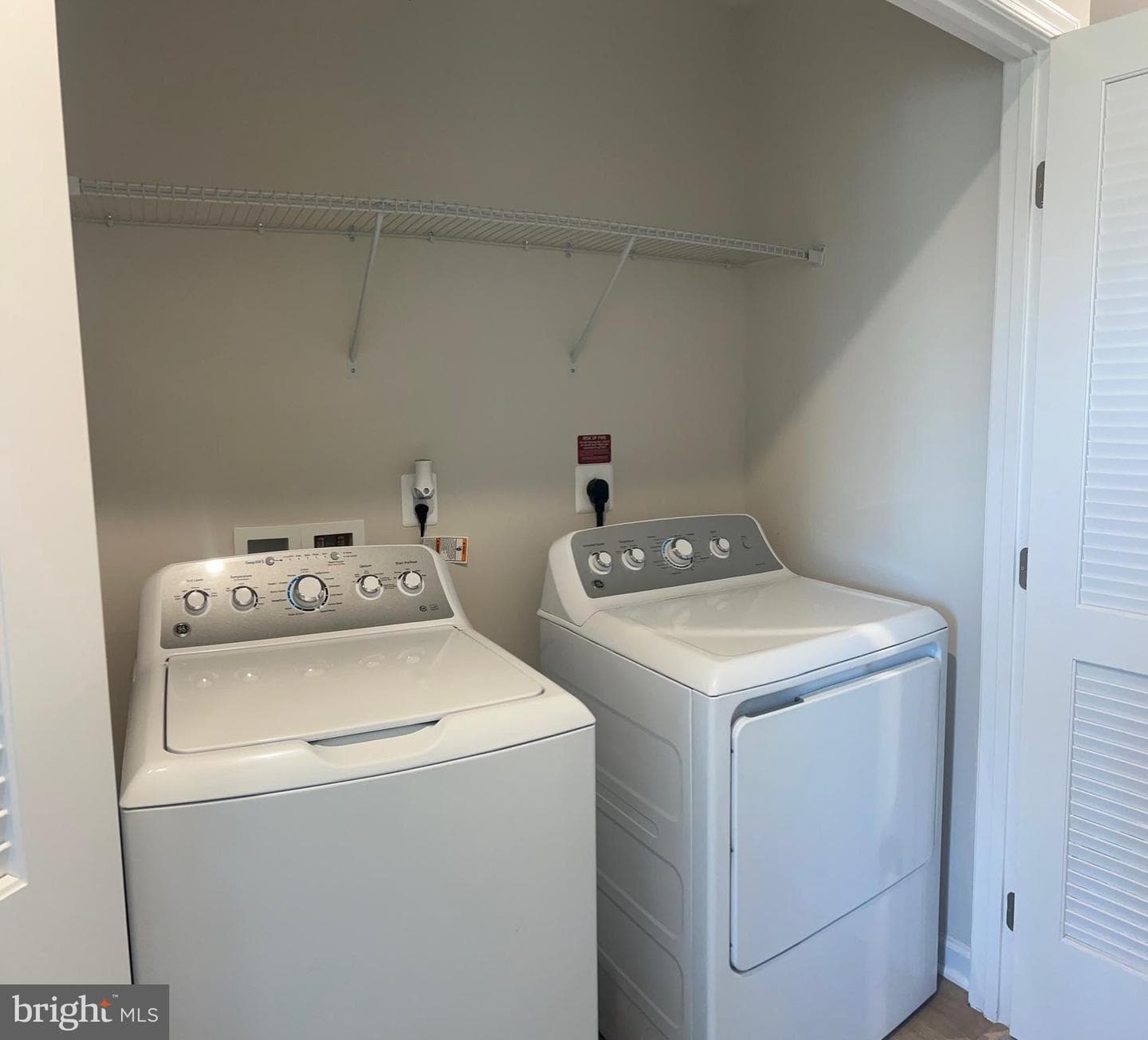 7265 Statesman Boulevard photo 11