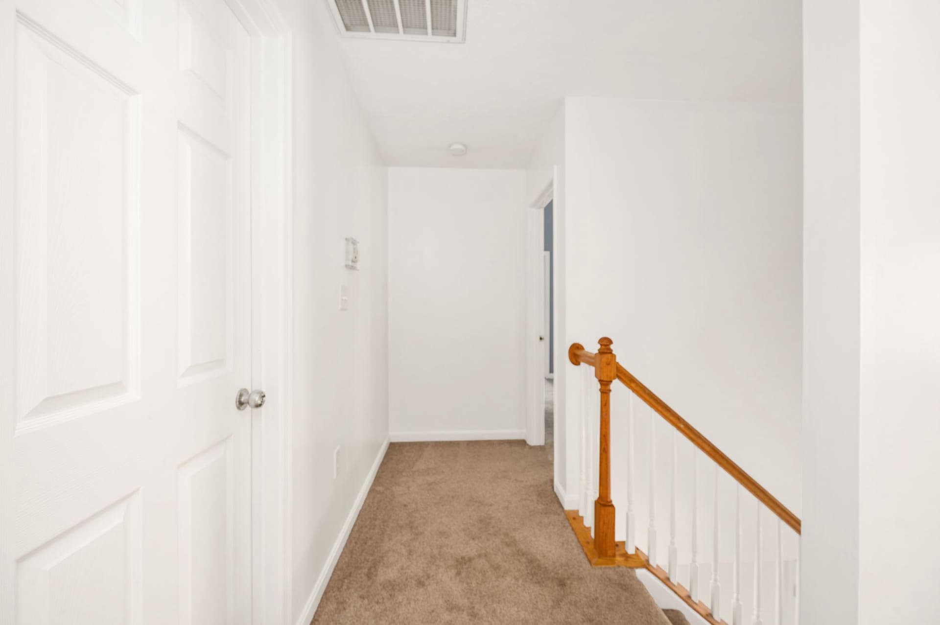 100 Surrey Drive photo 60
