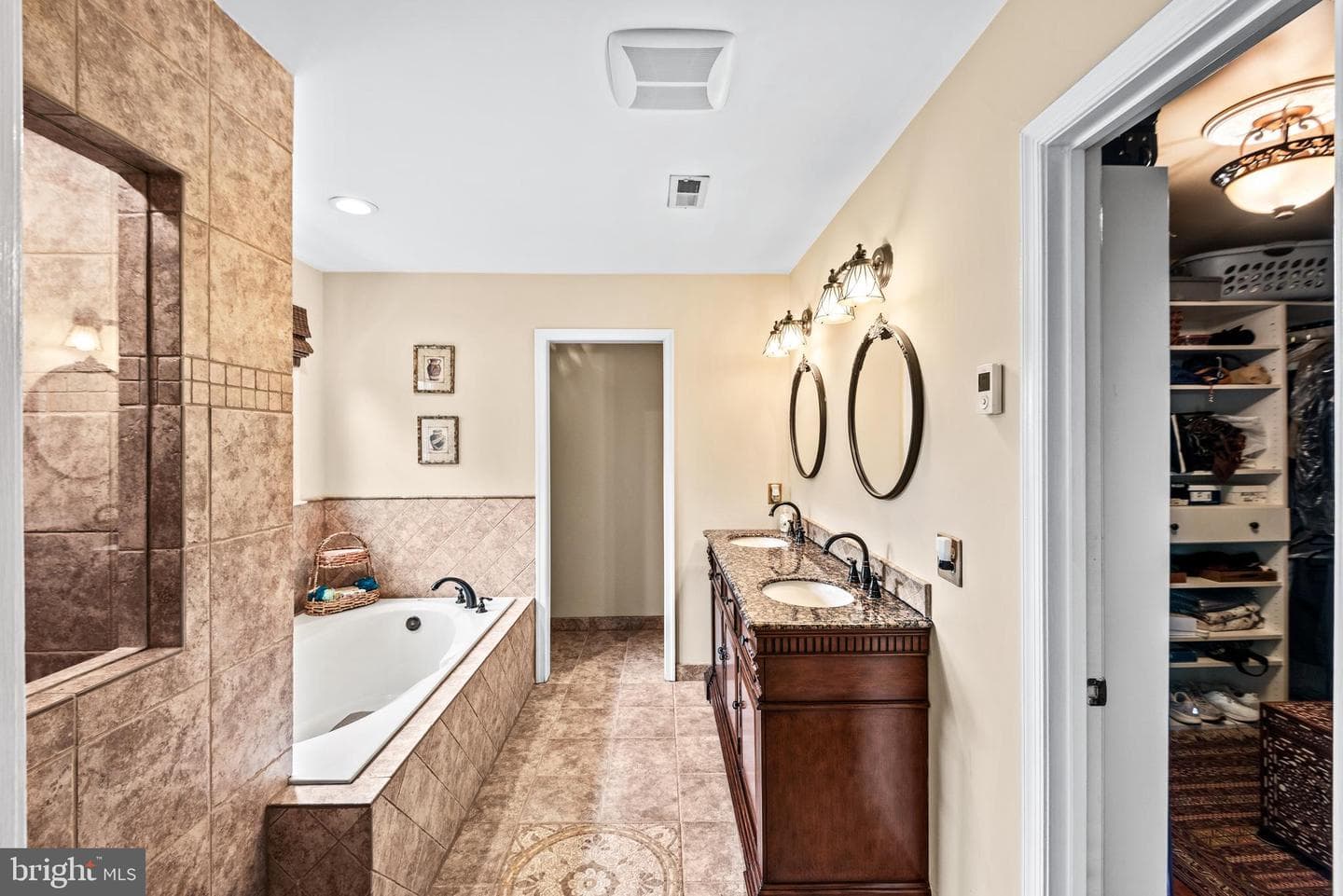 10417 Gallant Fox Way photo 26