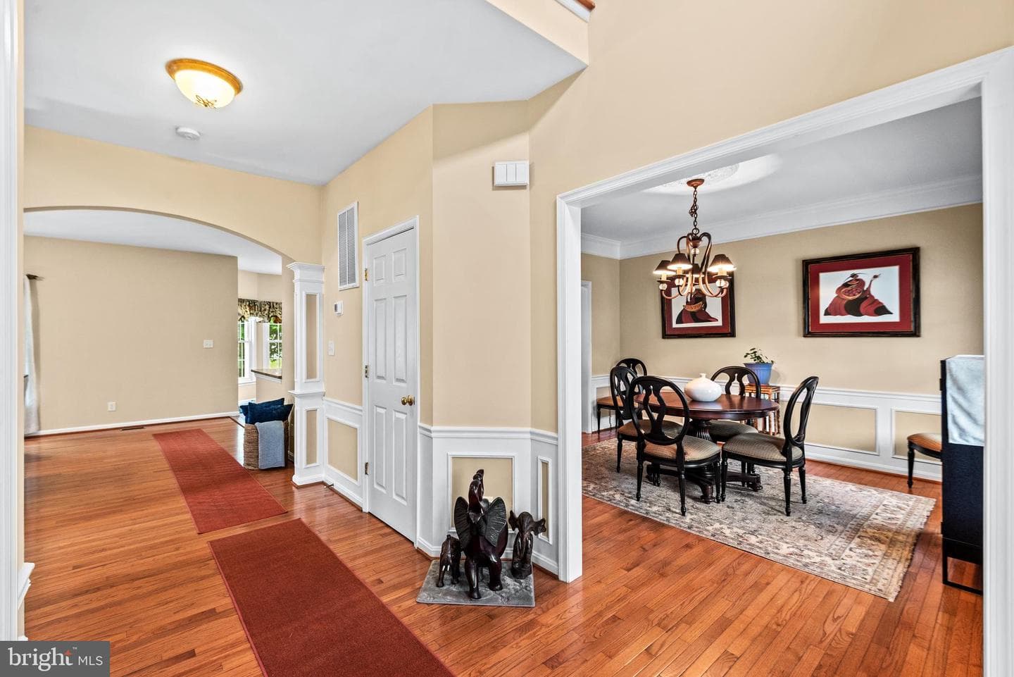 10417 Gallant Fox Way photo 5