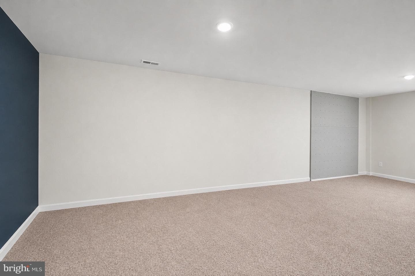 18049 Jackson Drive photo 25