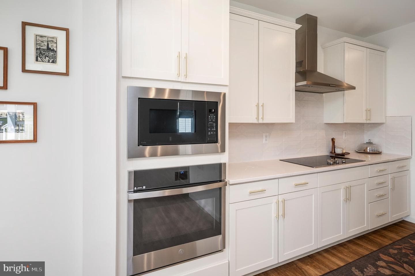 7140 State Way photo 7