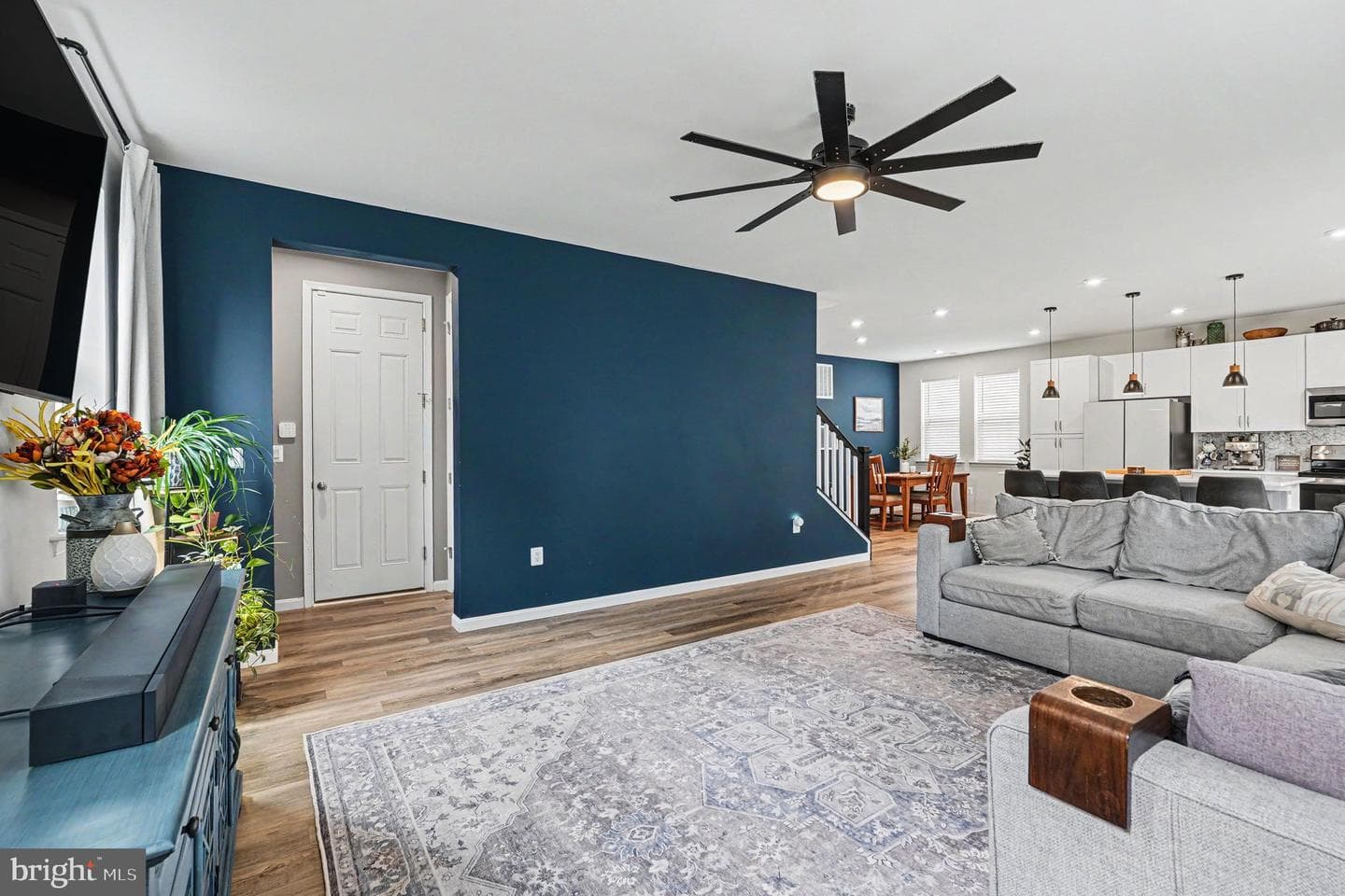 7109 State Way photo 5