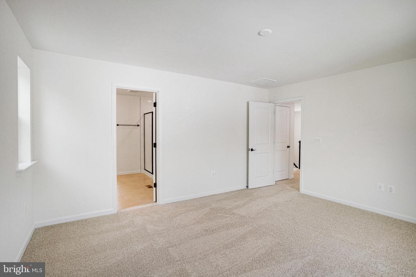 7099 Resolution Way photo 29