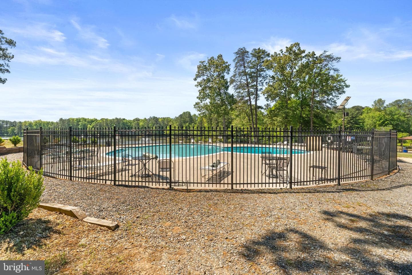 433 Cornwall Drive photo 52