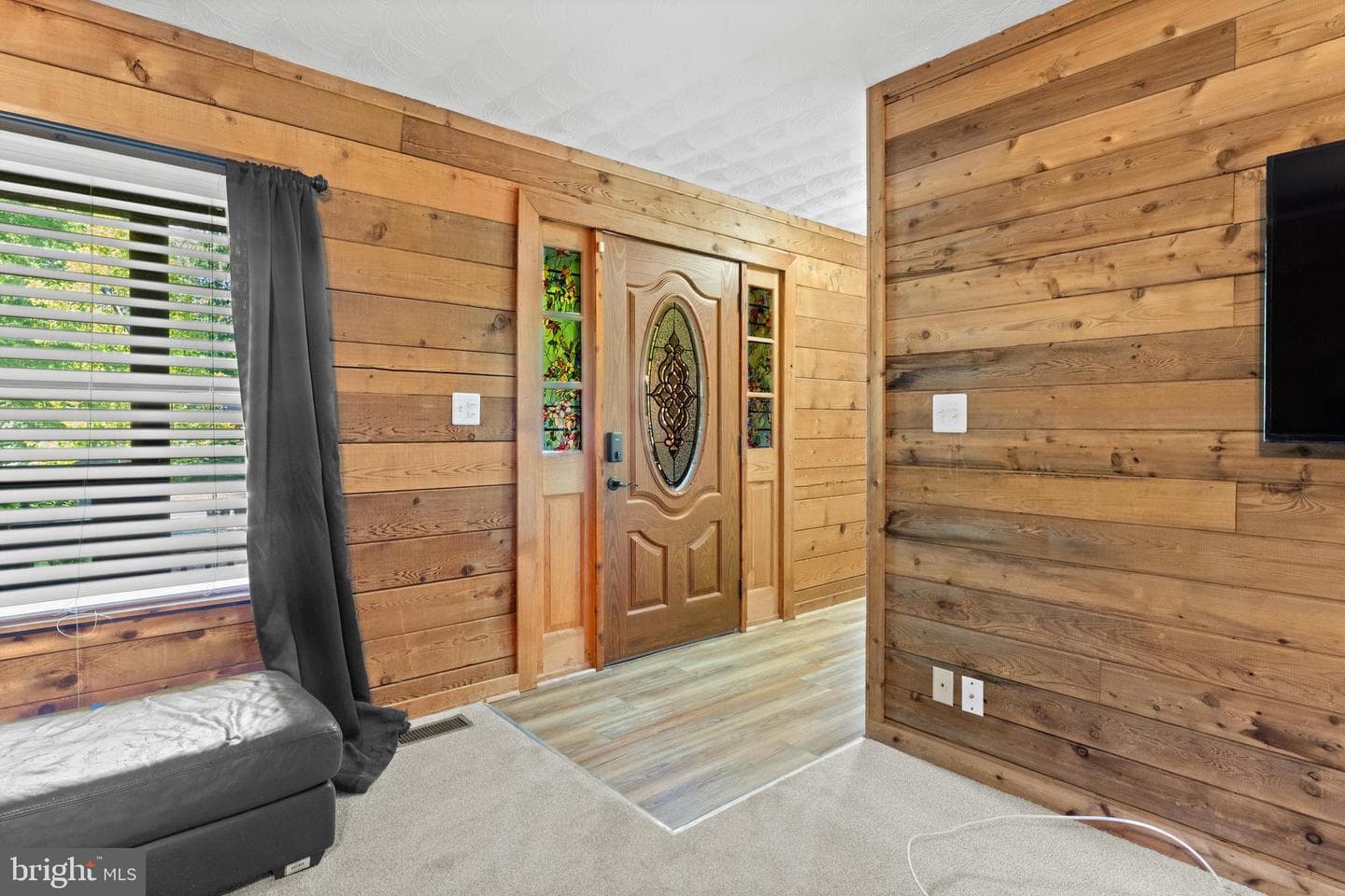 433 Cornwall Drive photo 9