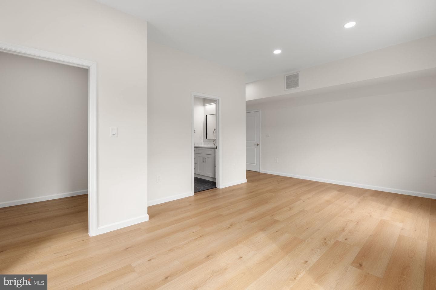 19005 Tidewater Trail photo 22