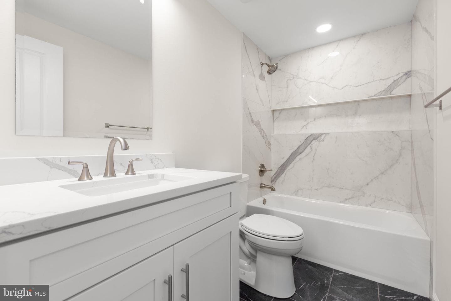 19005 Tidewater Trail photo 24