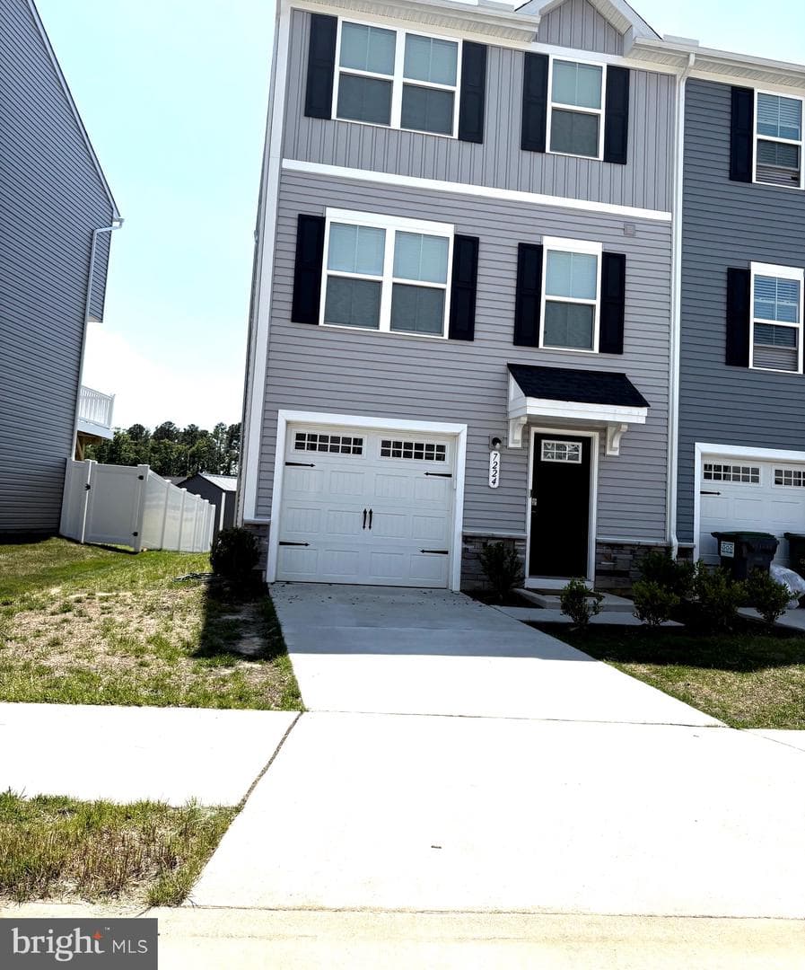 7224 Senate Way photo 1