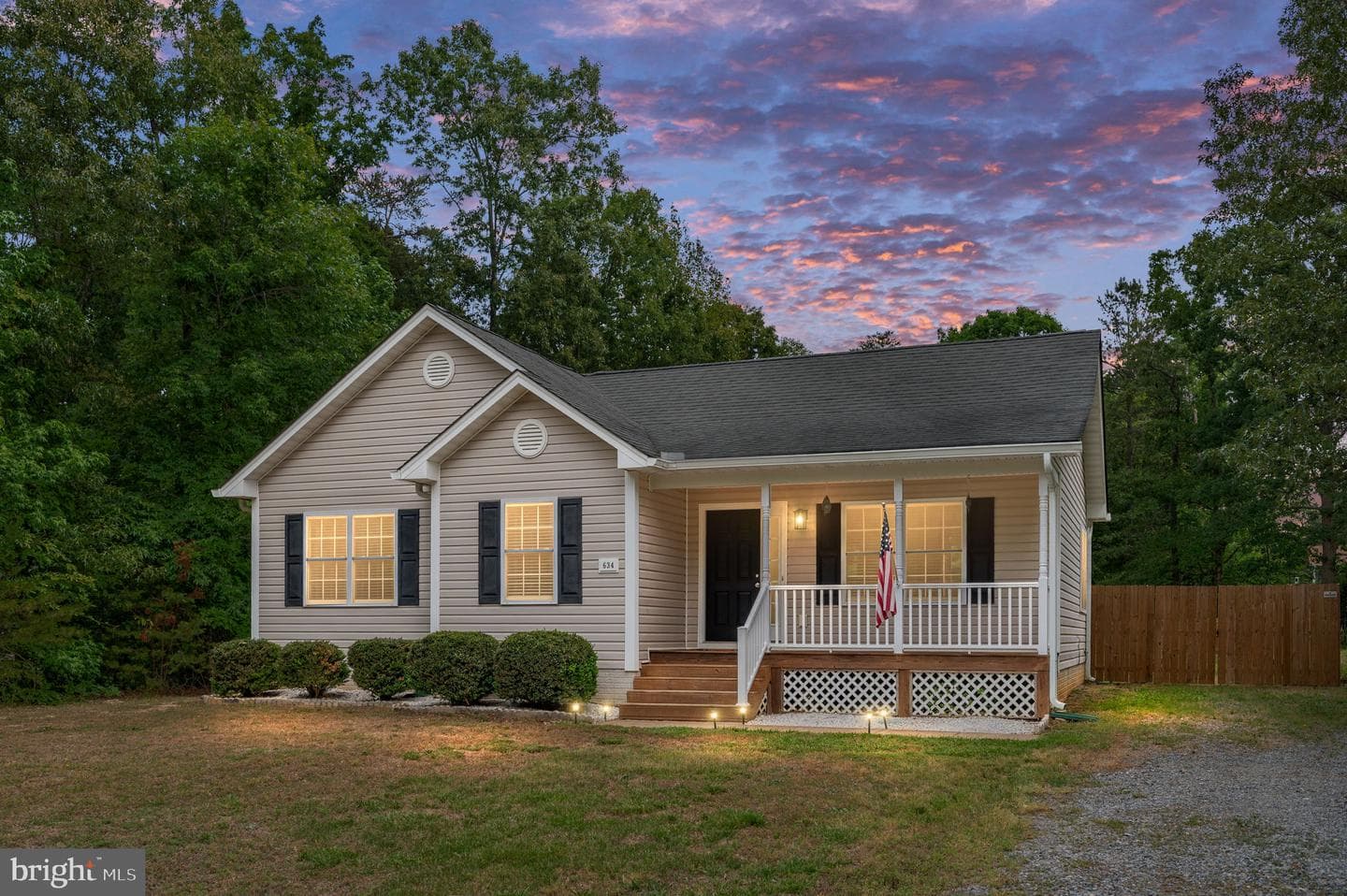 634 Clover Hill Drive photo 54