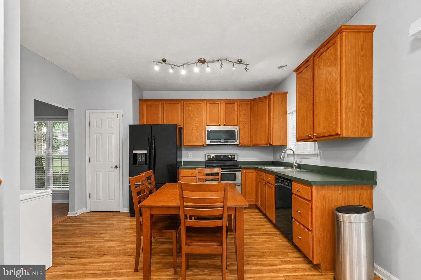 209 Estate Drive photo 7