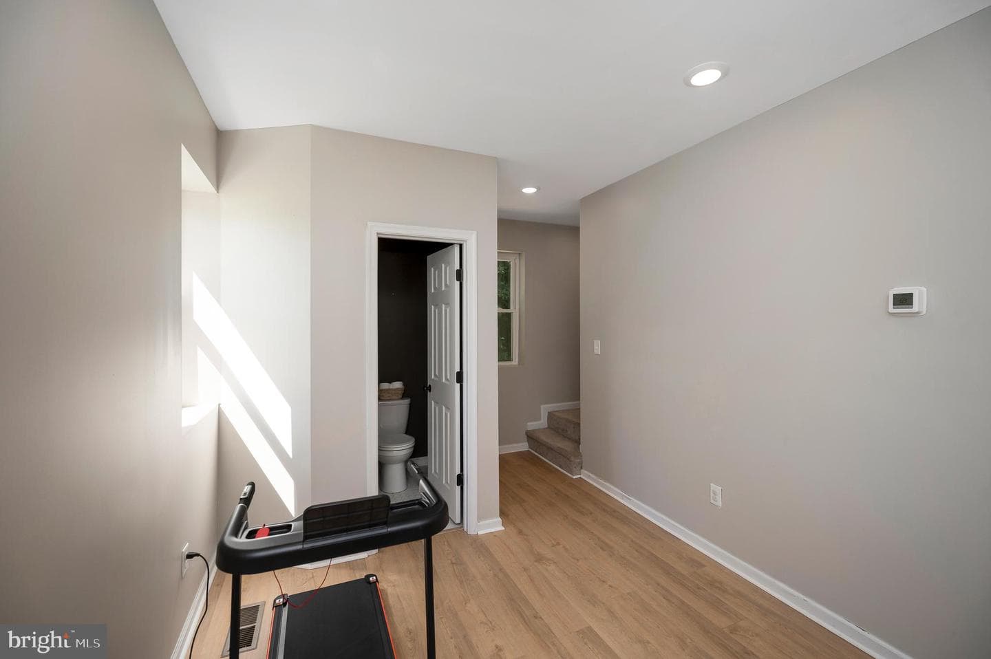 16036 Rogers Clark Boulevard photo 8