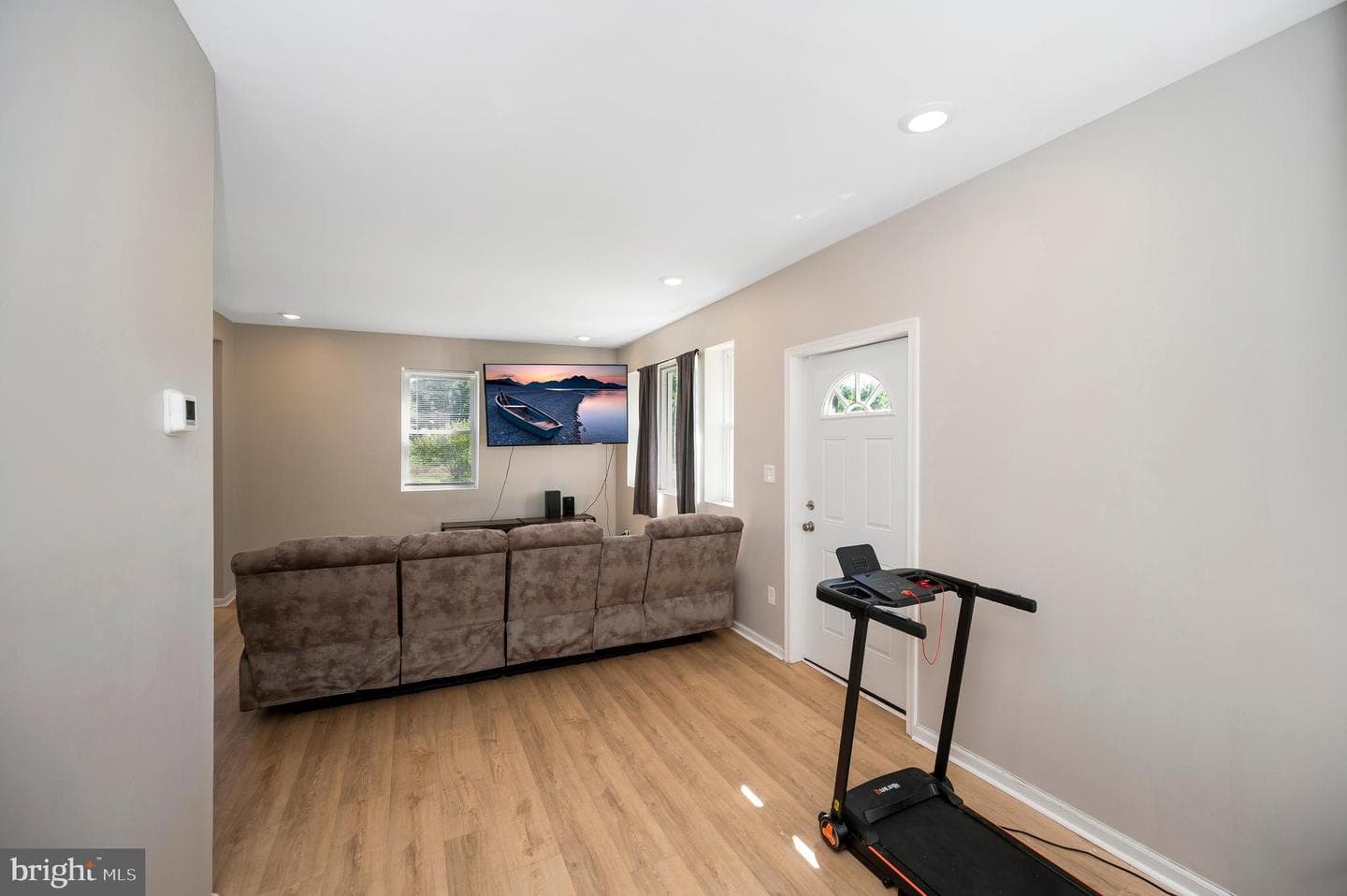 16036 Rogers Clark Boulevard photo 9