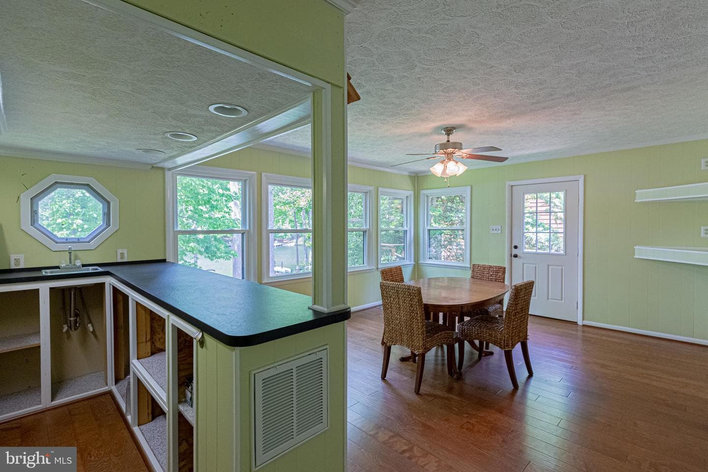 630 Lake Caroline Drive photo 15