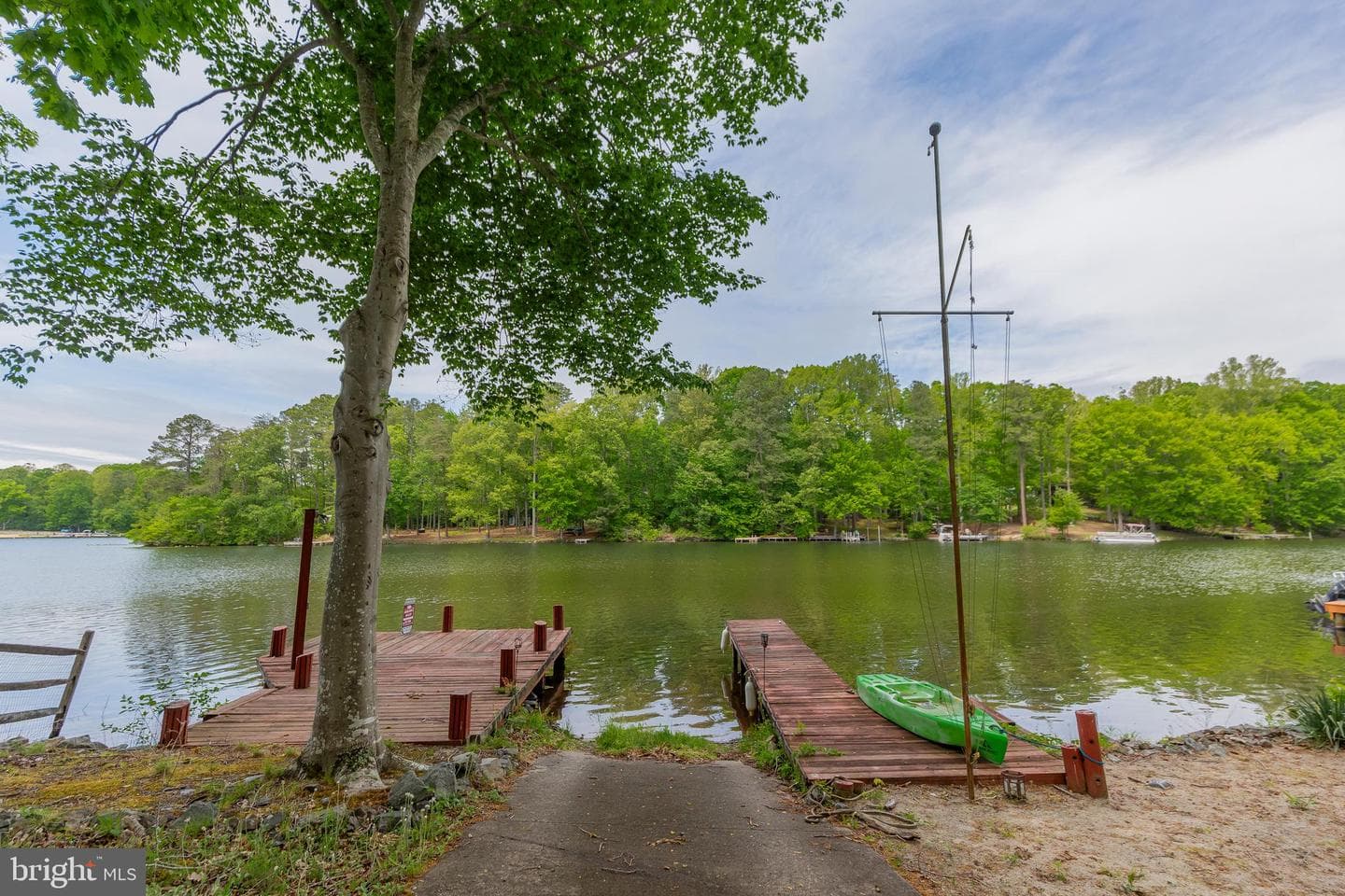630 Lake Caroline Drive photo 39