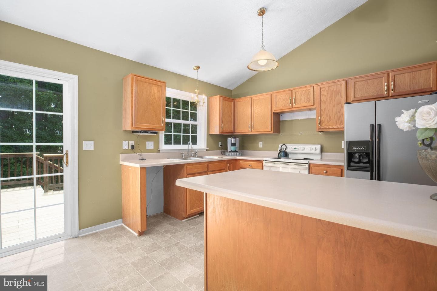 675 Welsh Drive photo 11