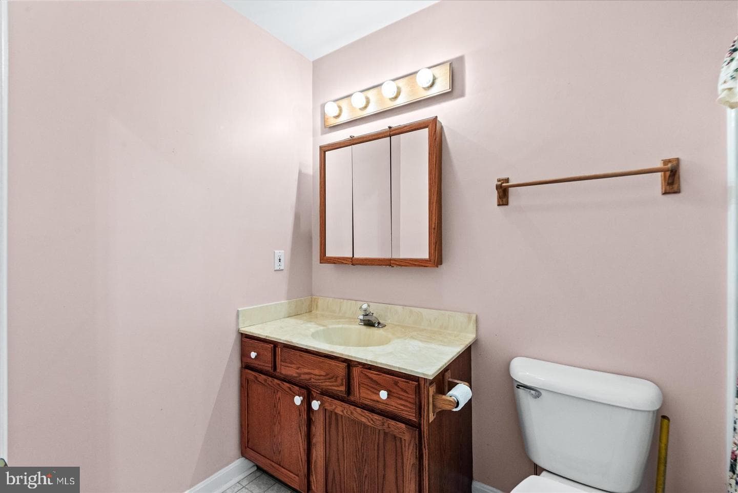 18084 Harding Drive photo 25