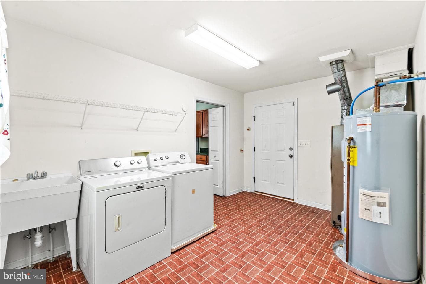 18084 Harding Drive photo 27