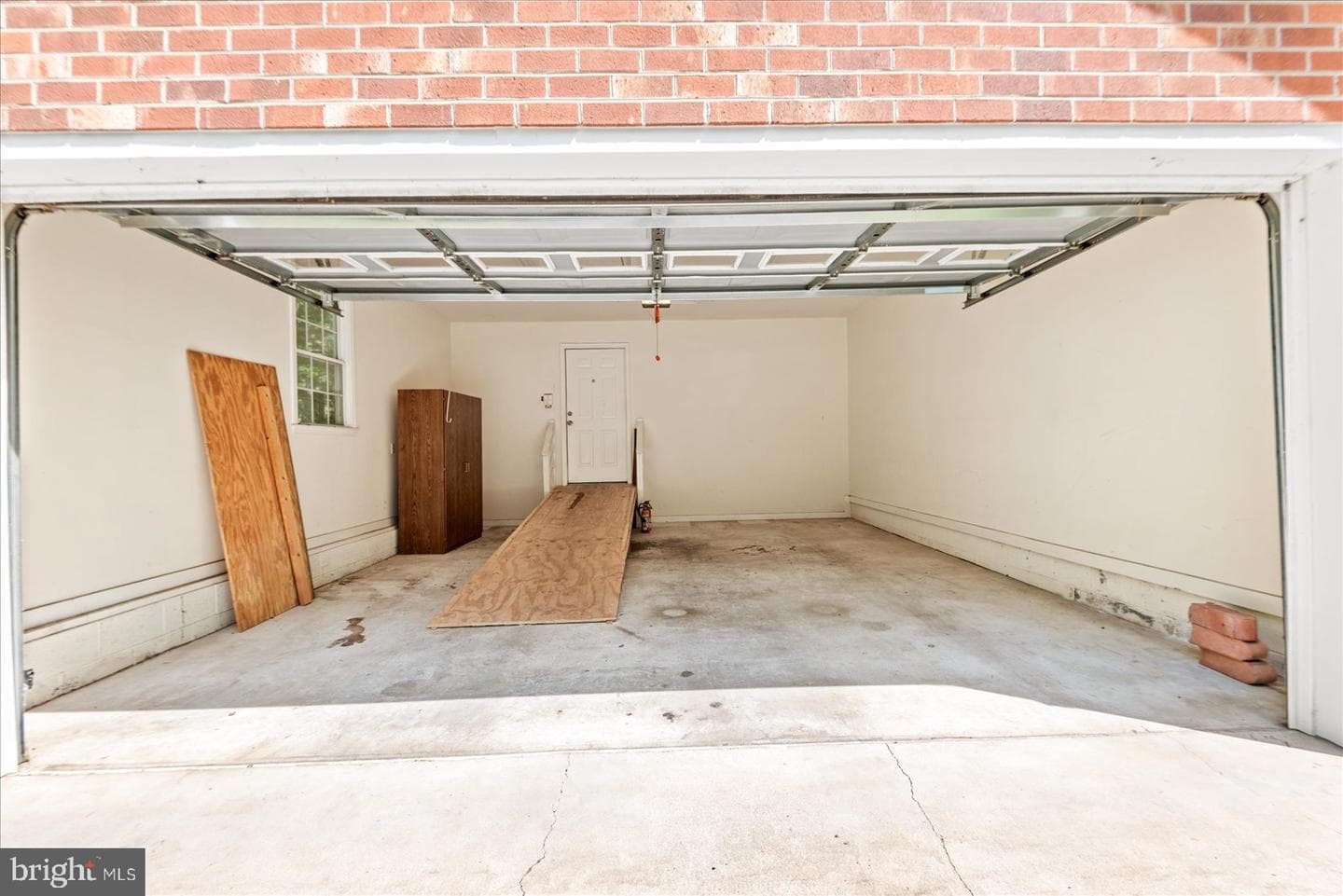 18084 Harding Drive photo 28