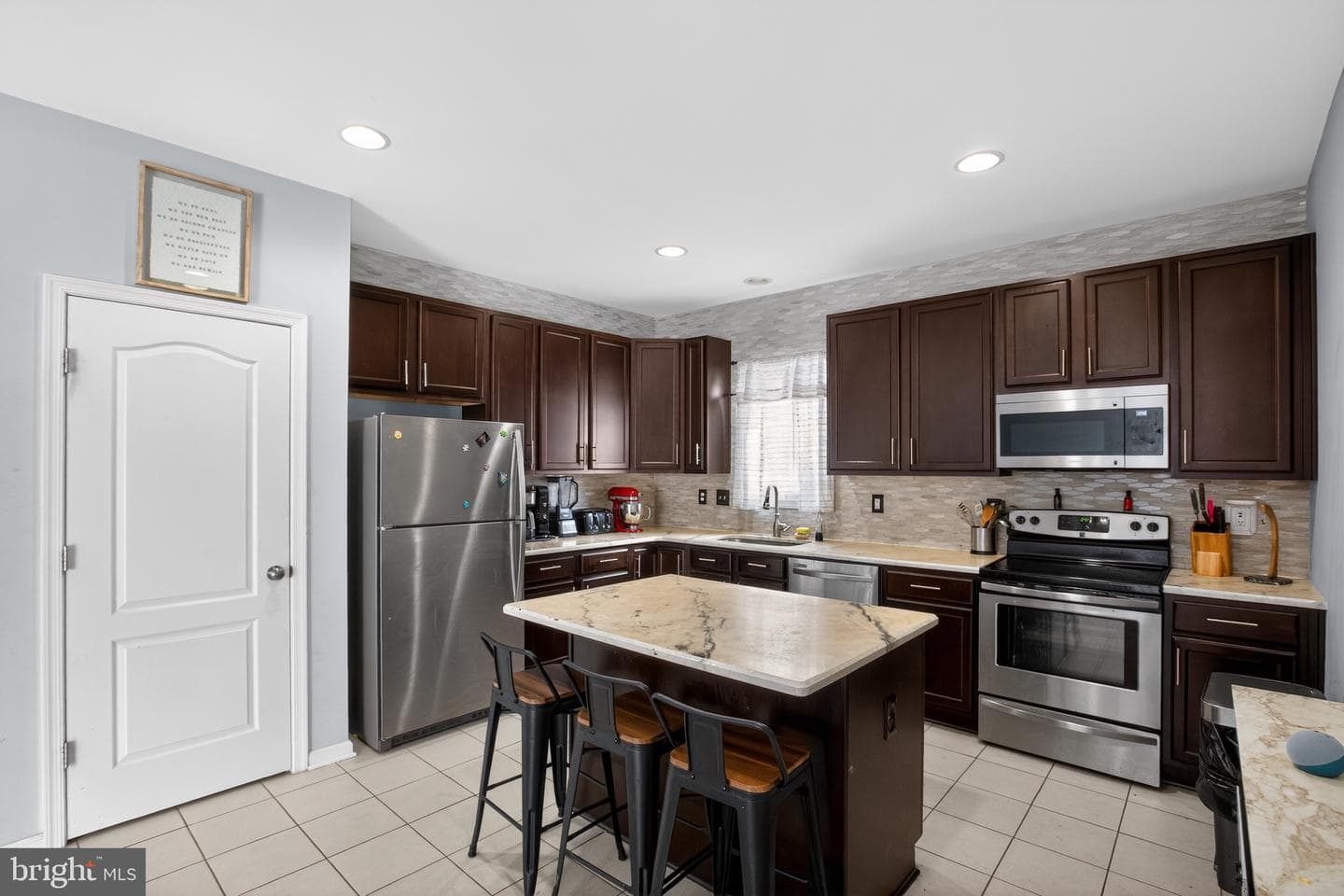 17266 Day Lily Drive photo 6