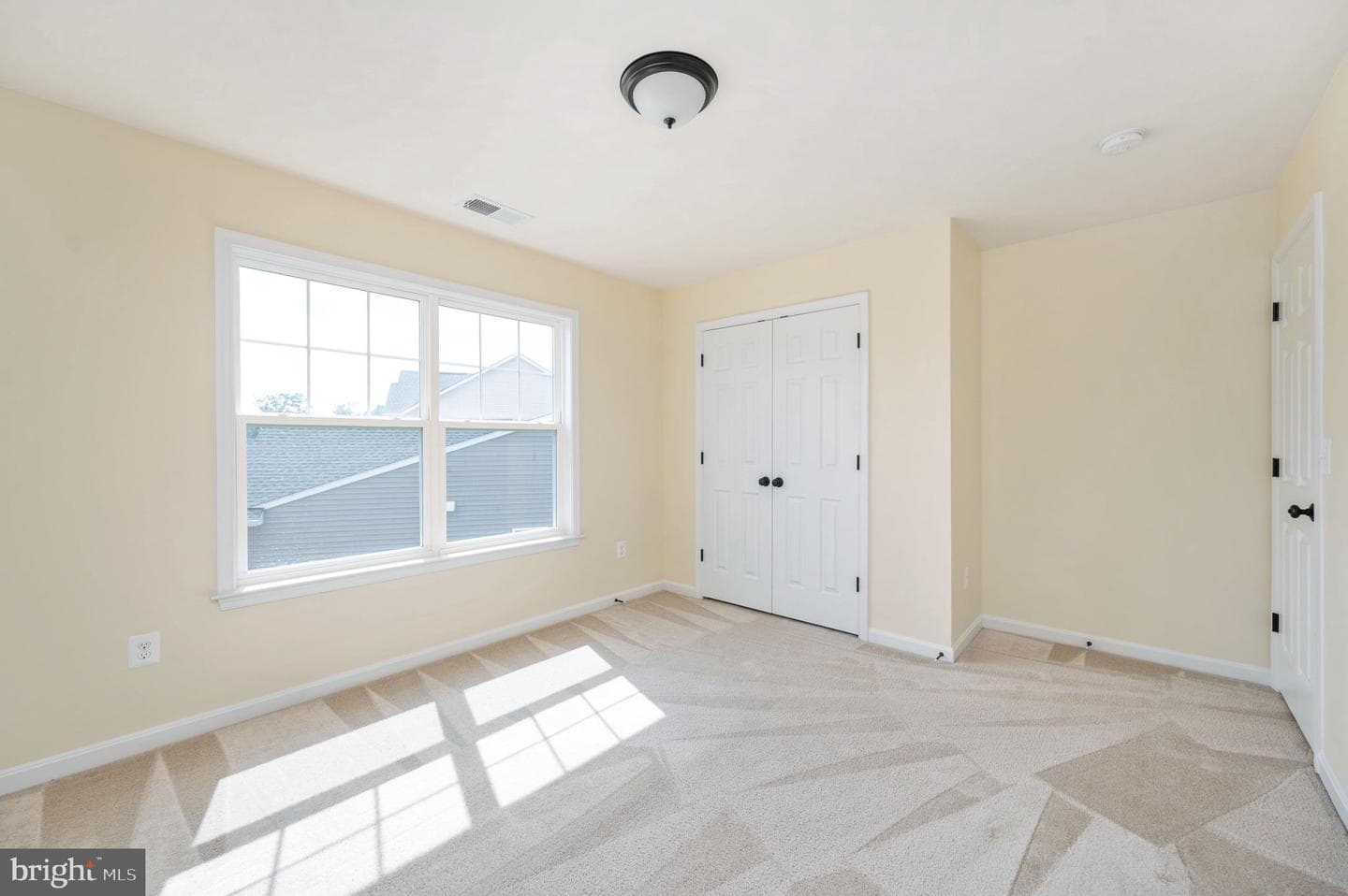 7323 Legacy Lane photo 40