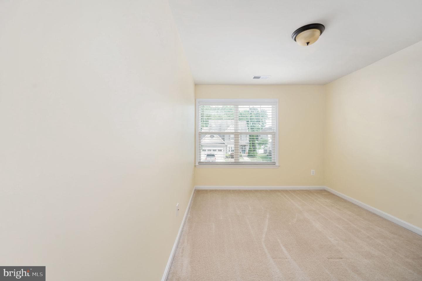 7323 Legacy Lane photo 42
