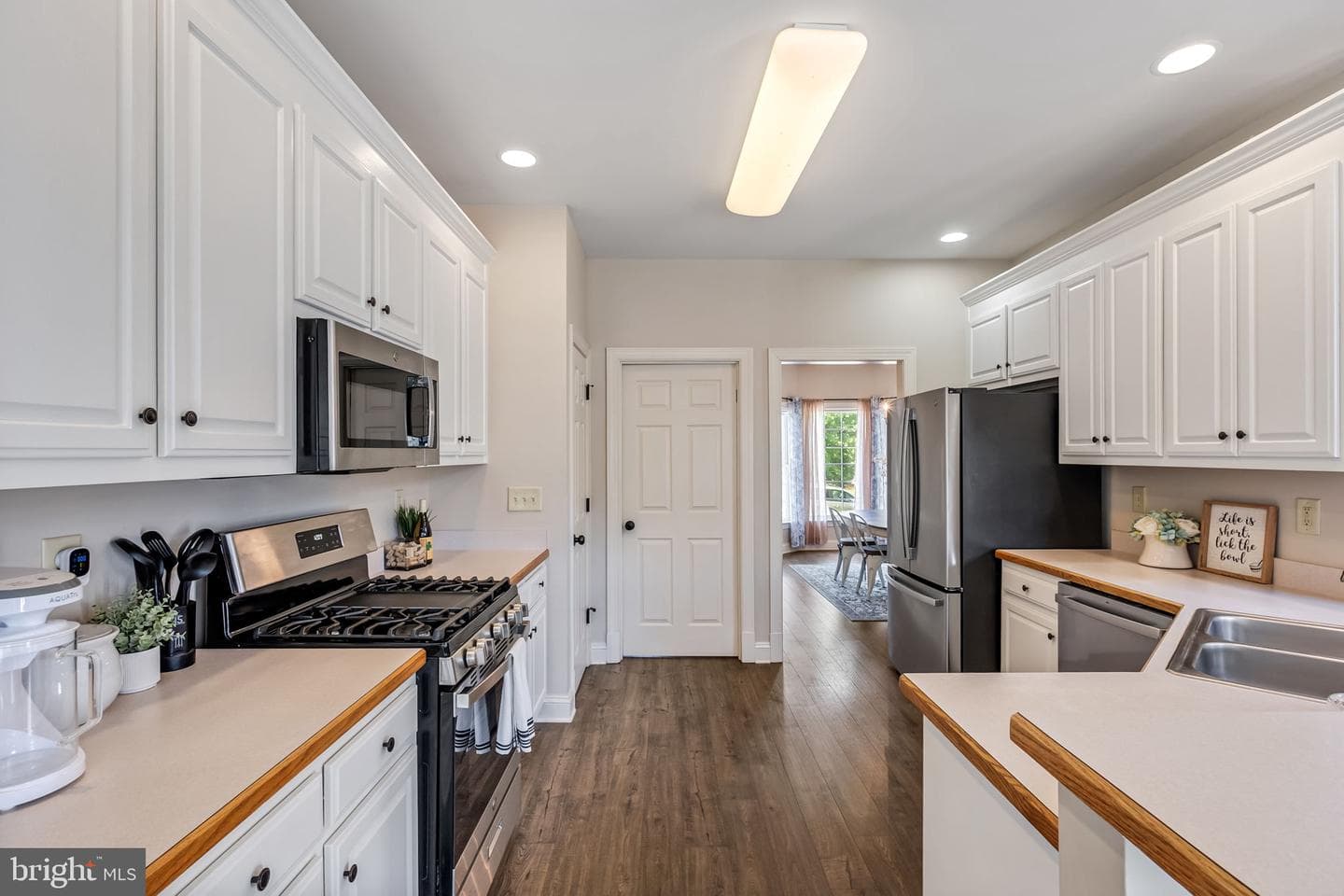 410 Roper Drive photo 24