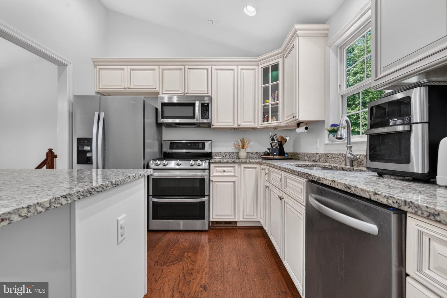 108 Waring Drive photo 10